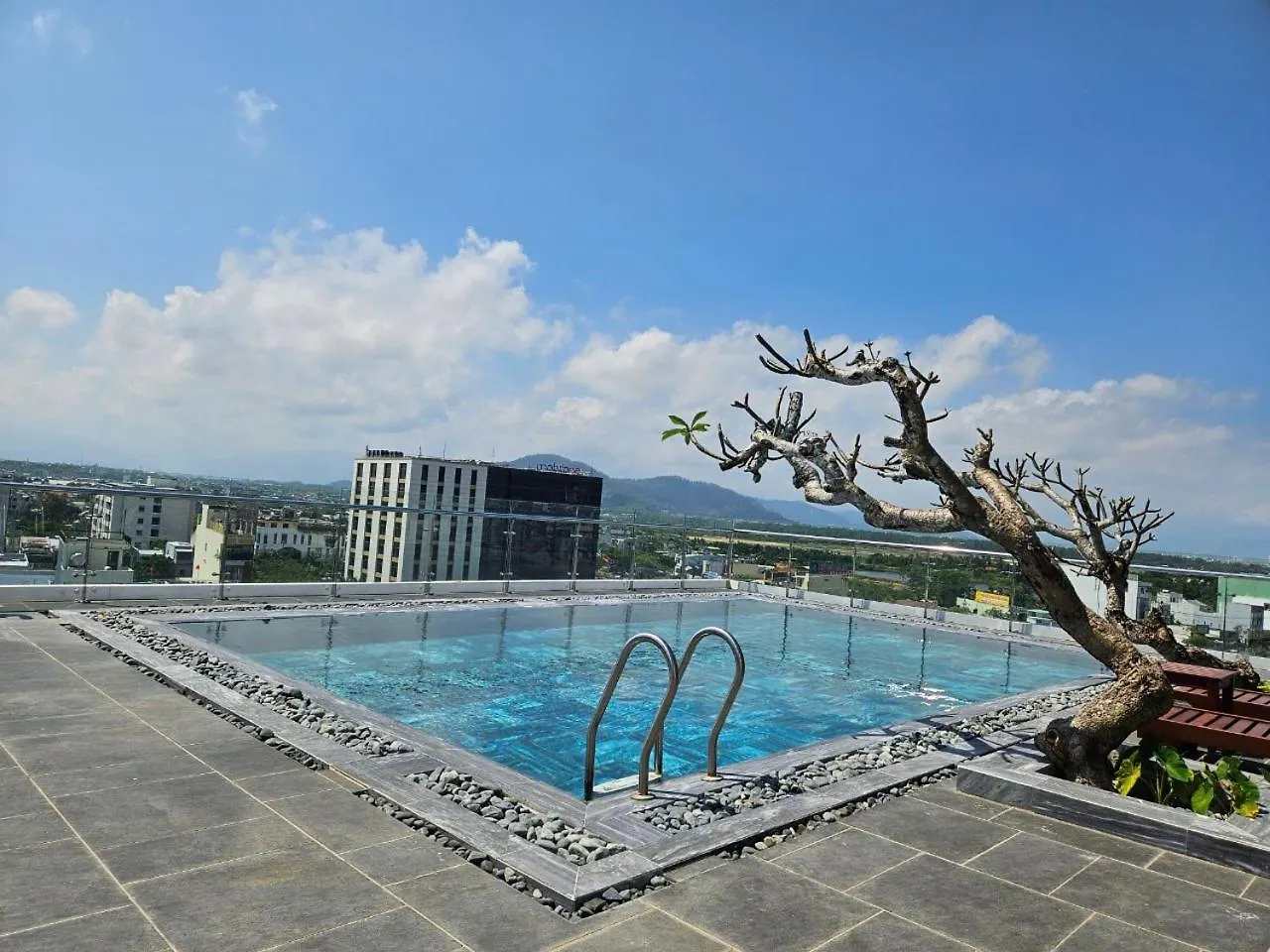 Mtr Apartment & Hotel Da Nang