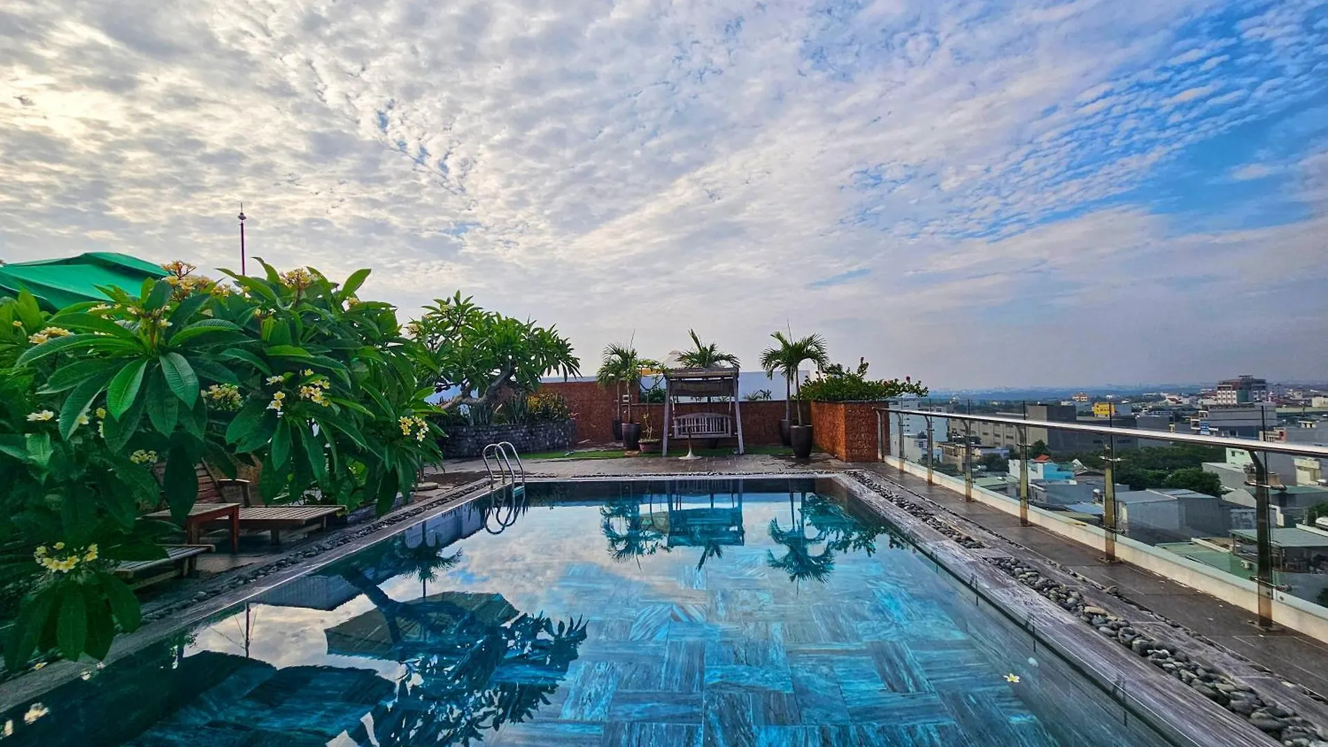 Mtr Apartment & Hotel Da Nang 0*,  Vietnam