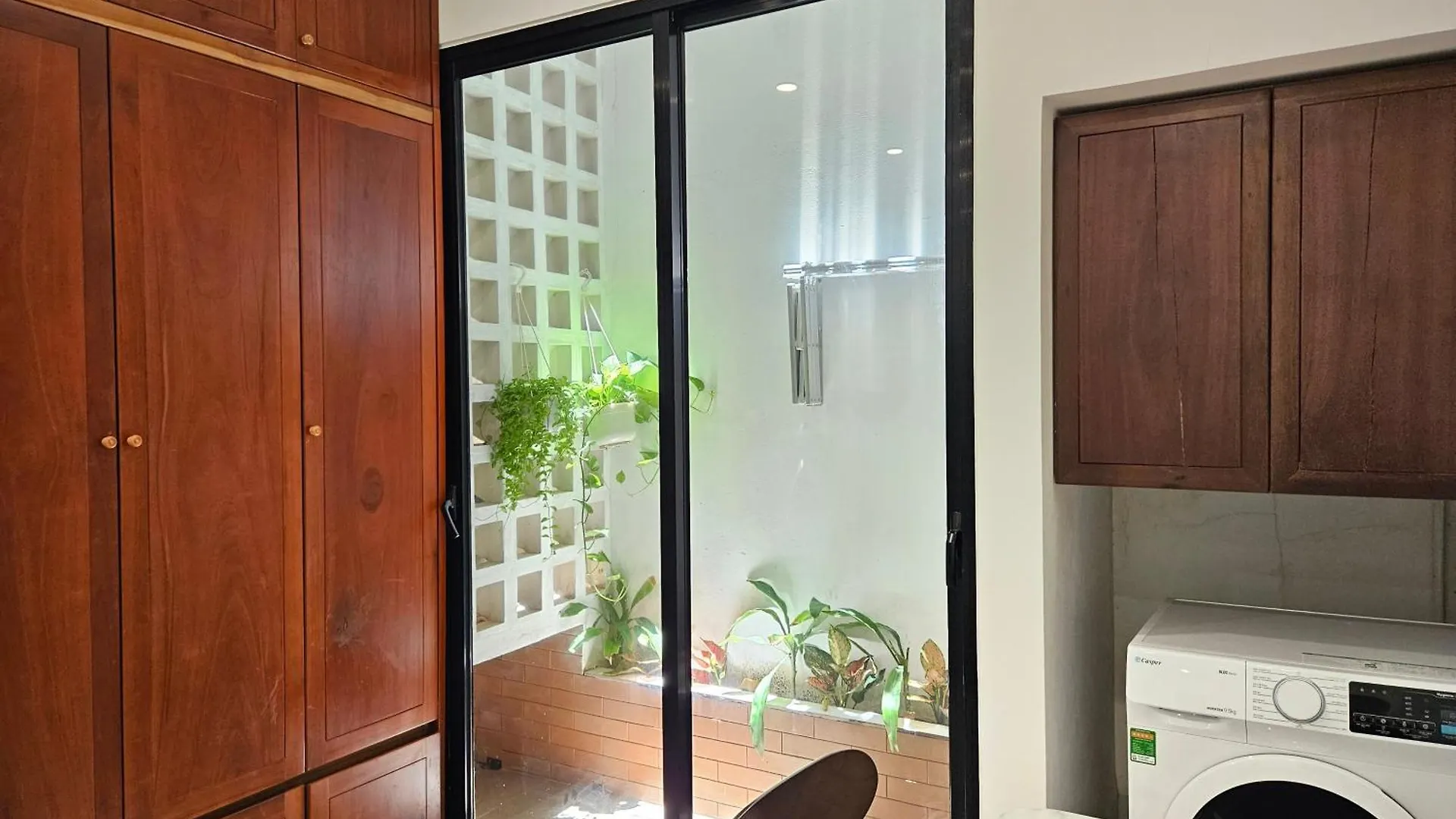 Mtr Apartment & Hotel Da Nang 0*,